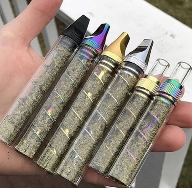 Get Em High » How to Use Glass Blunts